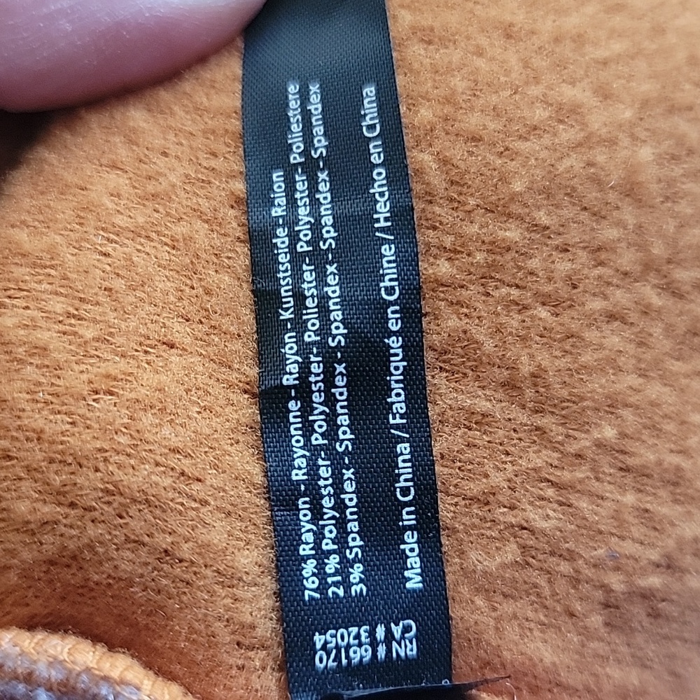 Urban Outfitters Quilted Puffer Jacket - Picture 4 of 6